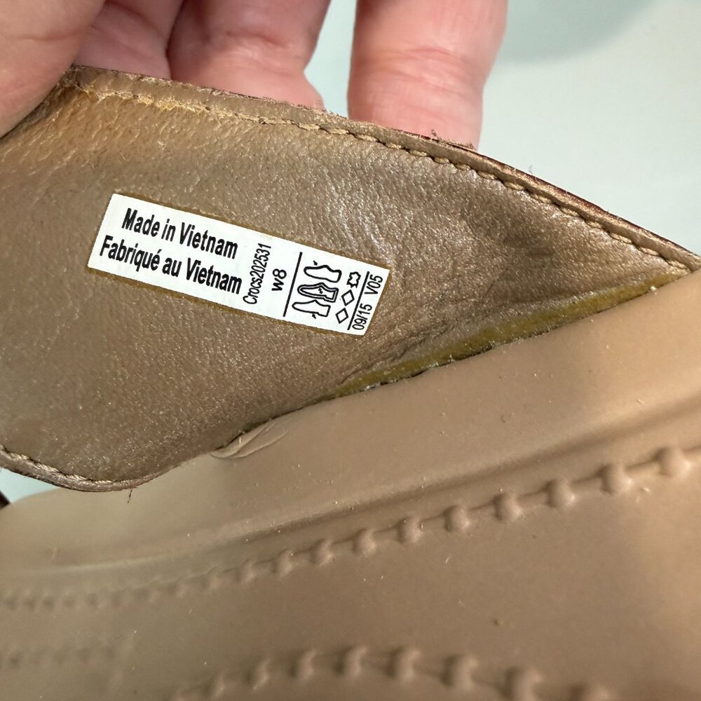 Crocs A-Leigh 2-Strap Mini Wedge Sandal Womens Size 8 - Picture 8 of 14